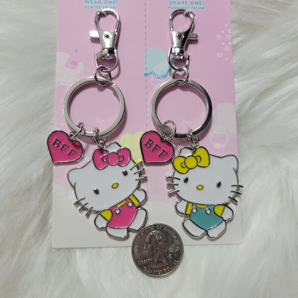Hello Kitty Keychain Set - Picture 3 of 7